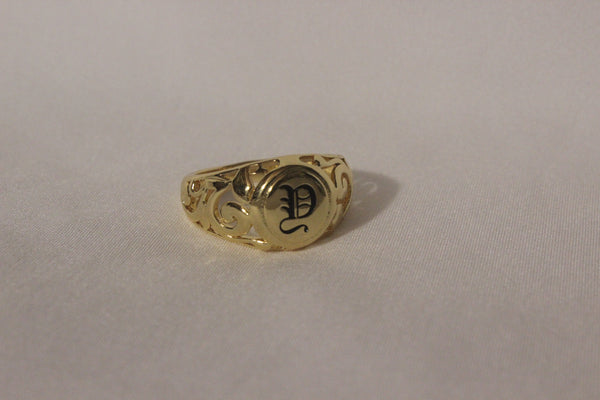 10mm Malia Heirloom Initial Ring – Size 9 | 18k Gold Filled | "Y" (Ready to Ship)