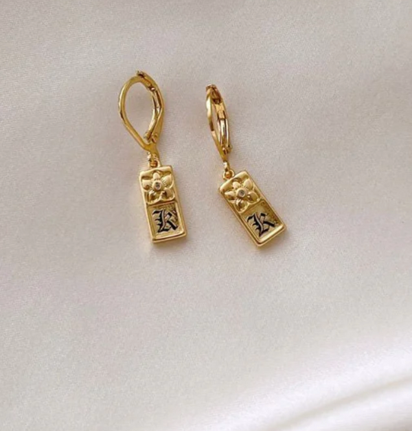 Pu’uwai Heirloom Mini Plate Initial Earrings – 8mm | 18k Gold Filled | "K" (Ready to Ship)